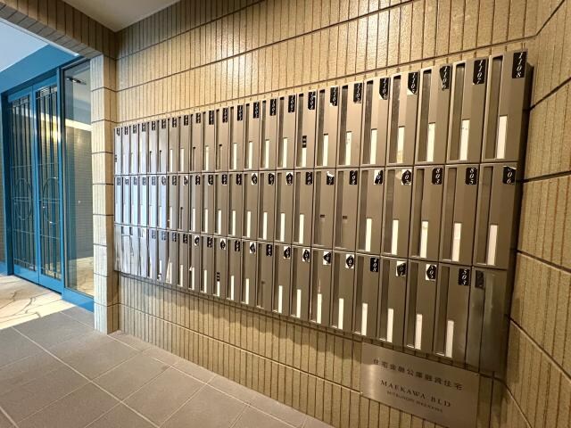 MAEKAWA BLDの物件外観写真