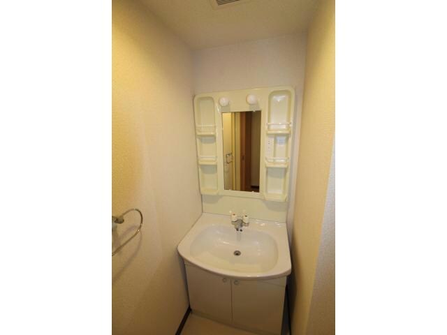 MAEKAWA BLDの物件内観写真