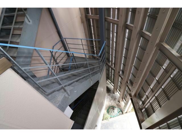 フレアコートの物件外観写真