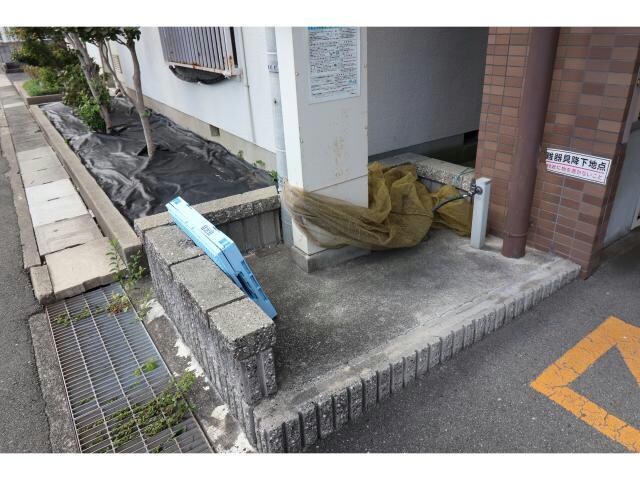 フレアコートの物件外観写真