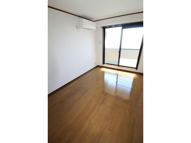 サンローゼ2号館の物件内観写真