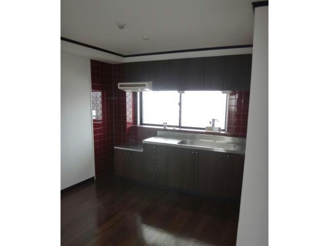 サンローゼMIYATAの物件内観写真