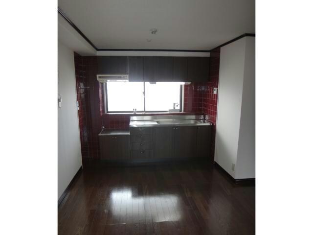 サンローゼMIYATAの物件内観写真