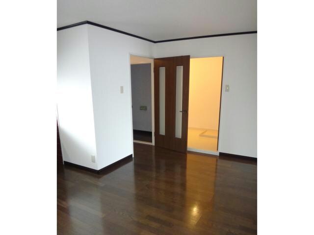 サンローゼMIYATAの物件内観写真