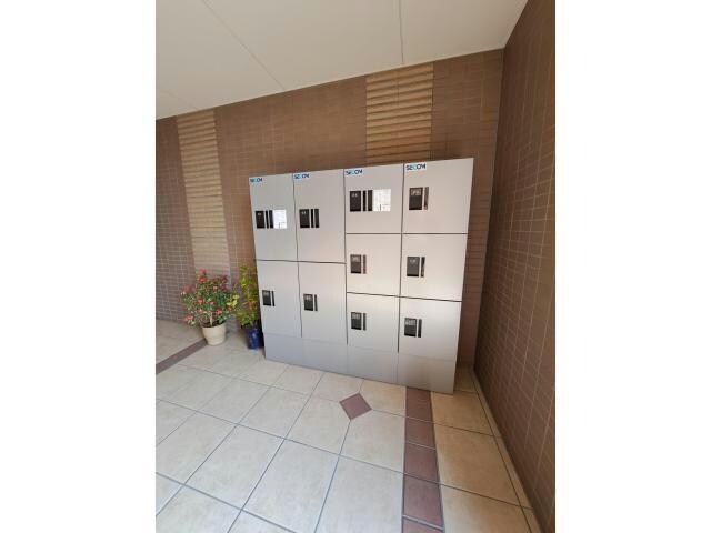 レノヴァティオの物件外観写真