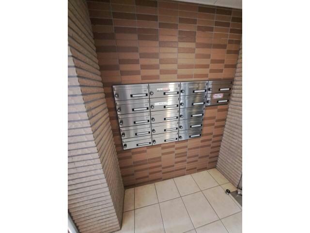 レノヴァティオの物件外観写真