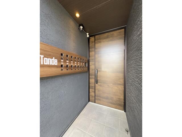 アヴァロン富田の物件外観写真