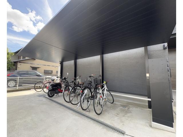 アヴァロン富田の物件外観写真