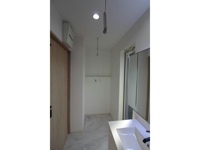 アヴァロン富田の物件内観写真