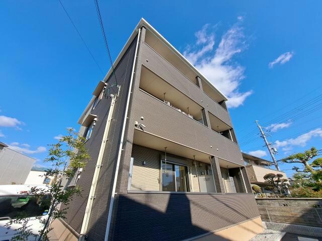 ローデア氷室の物件外観写真