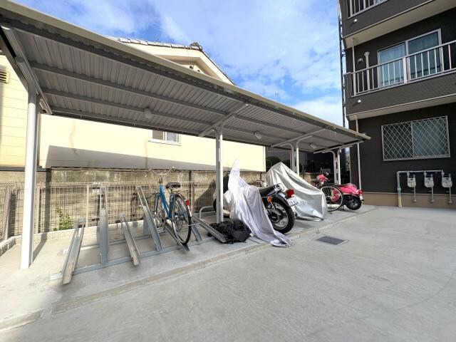 ローデア氷室の物件外観写真