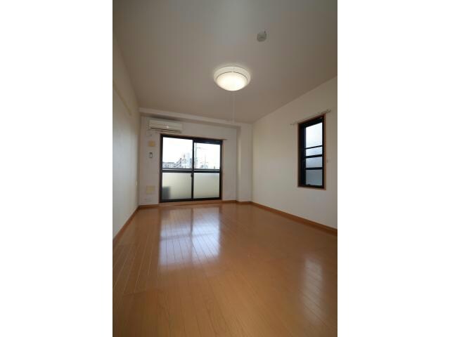 梅桃館の物件内観写真