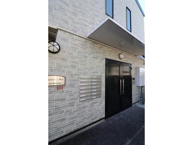 アンプルールフェールハンナハンナの物件外観写真