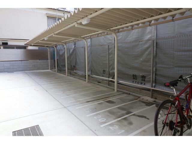 ストーリア茨木の物件外観写真