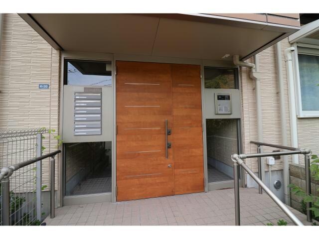 シオン茨木の物件外観写真