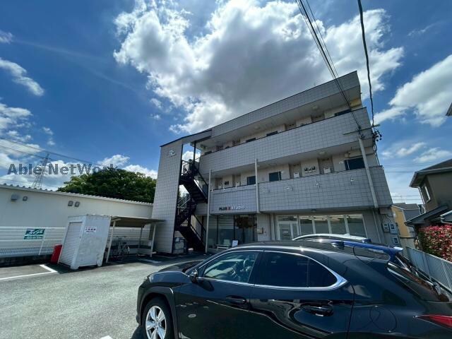 グラトンハウスの物件外観写真