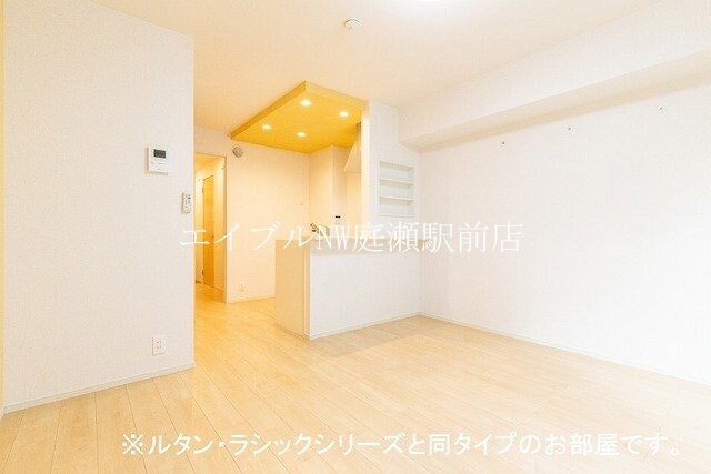 エムズガーデンＢの物件内観写真