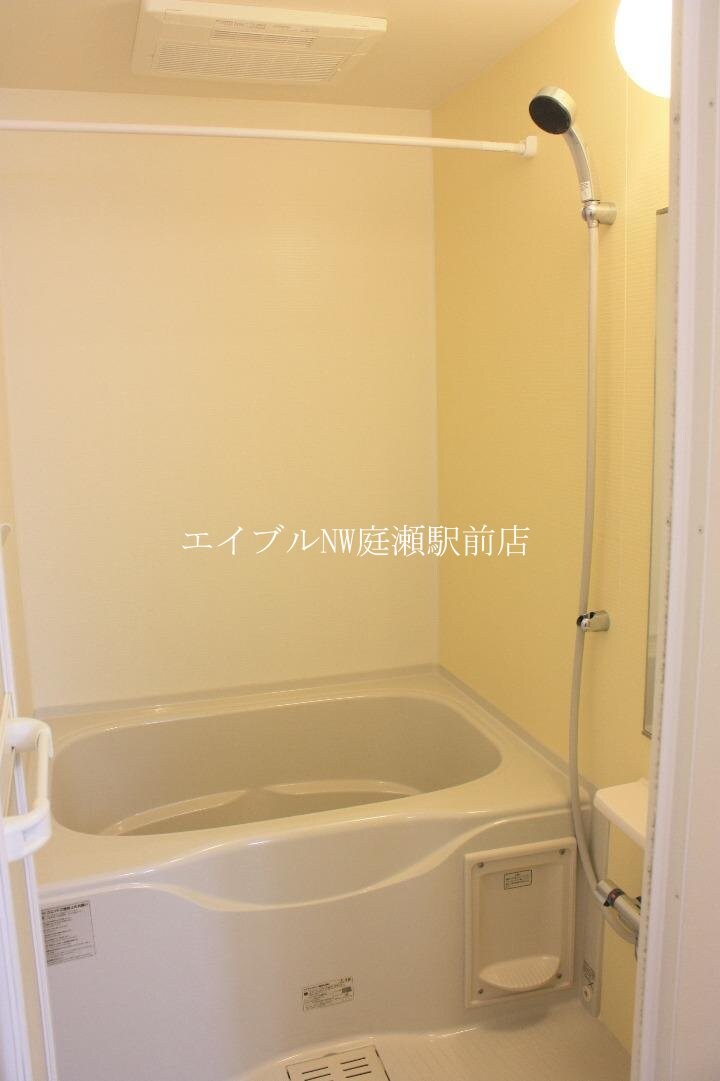 バーミー　ブリーゼの物件内観写真