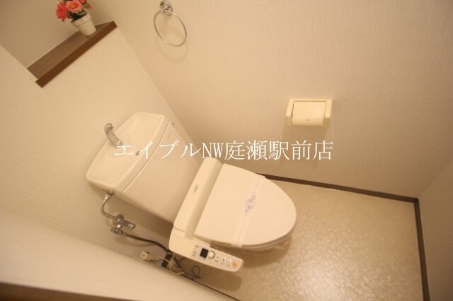 ラ・クール庭瀬の物件内観写真