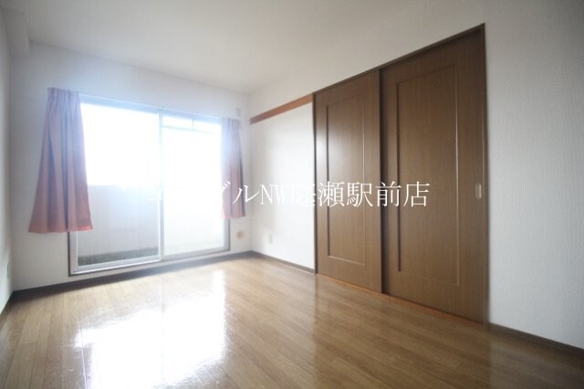 ラ・クール庭瀬の物件内観写真