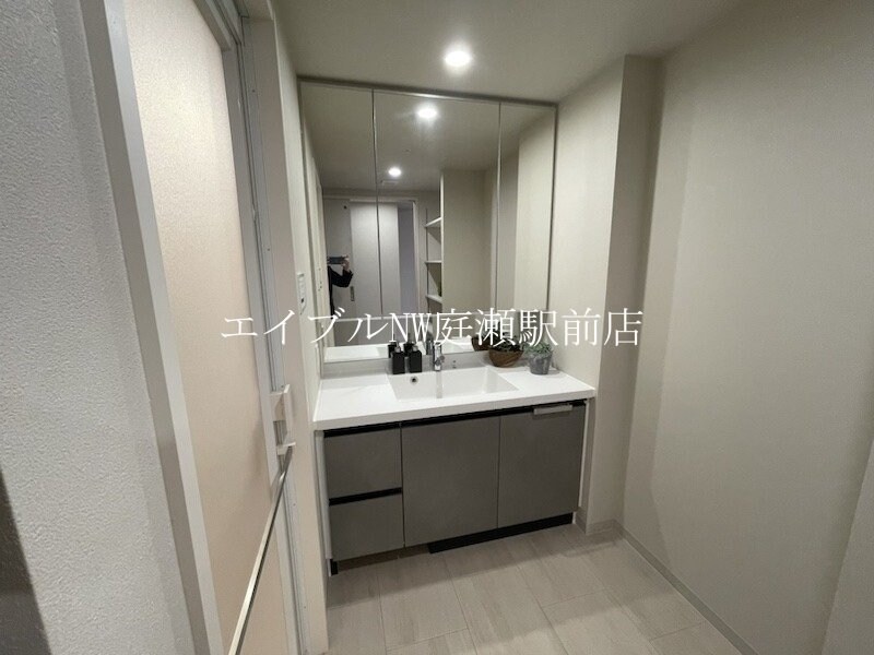 ビ・ウェル酒津公園グリーンコートの物件内観写真