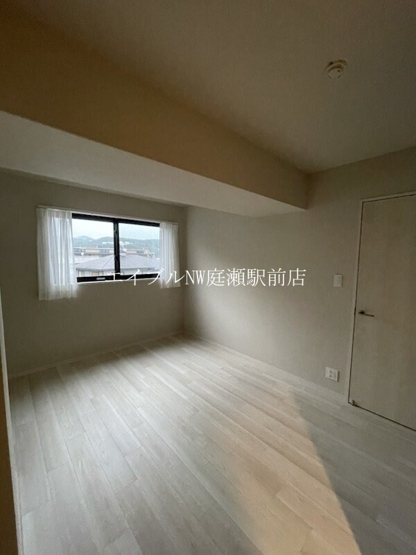 ビ・ウェル酒津公園グリーンコートの物件内観写真