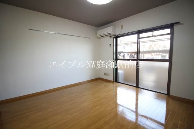 リアライズ津高の物件内観写真