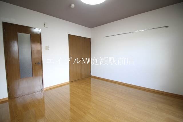 リアライズ津高の物件内観写真