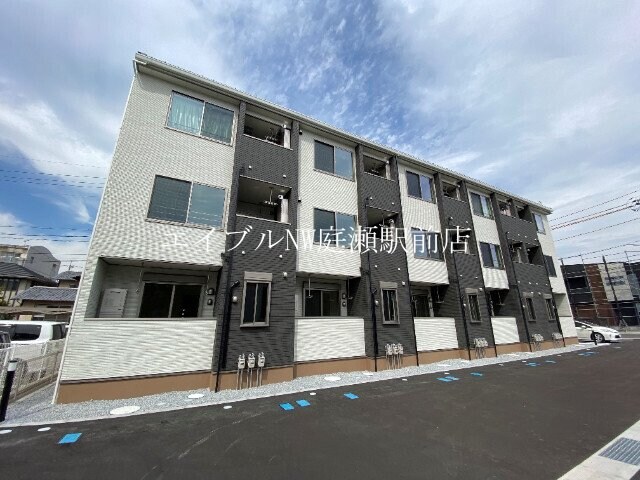 エテルノ・ベルの物件外観写真