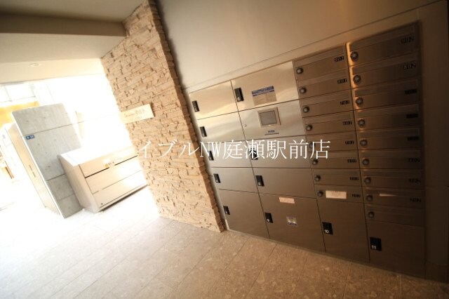 La neige　中山下の物件外観写真