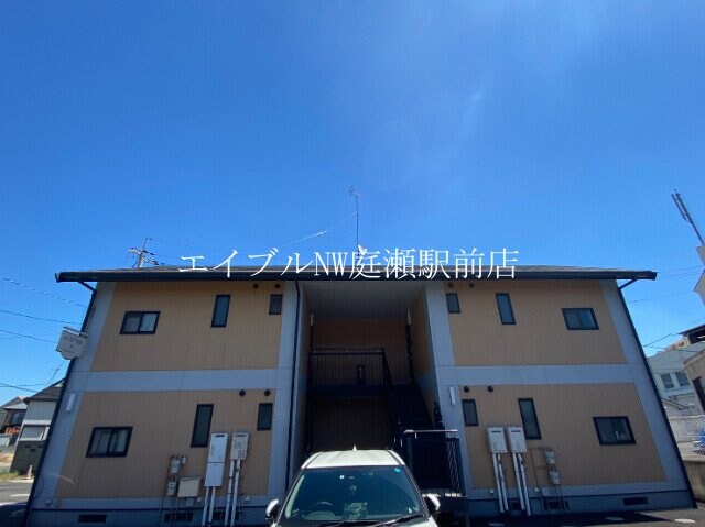 エントピア小山　Ａの物件外観写真