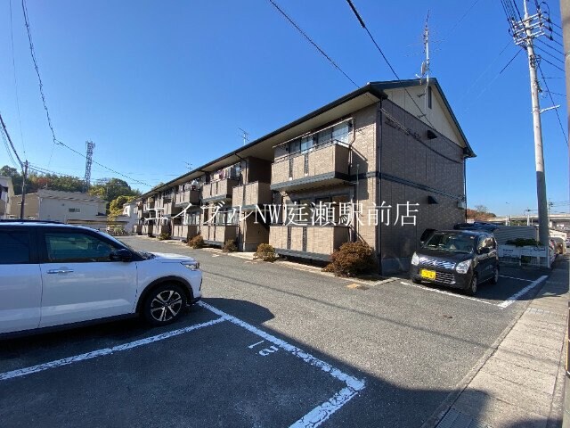 コニファーガーデン　3棟の物件外観写真