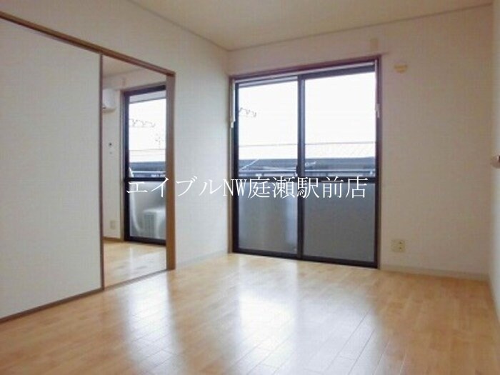 コニファーガーデン　3棟の物件内観写真