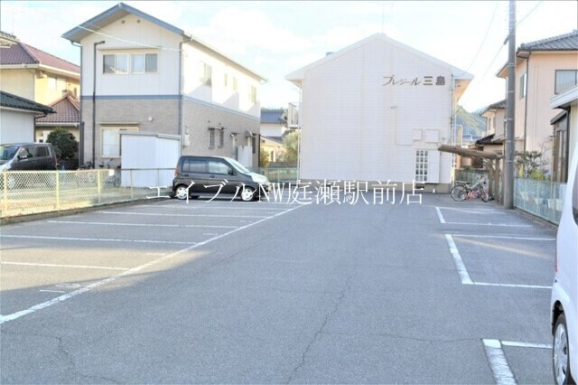 プレジール三島の物件外観写真