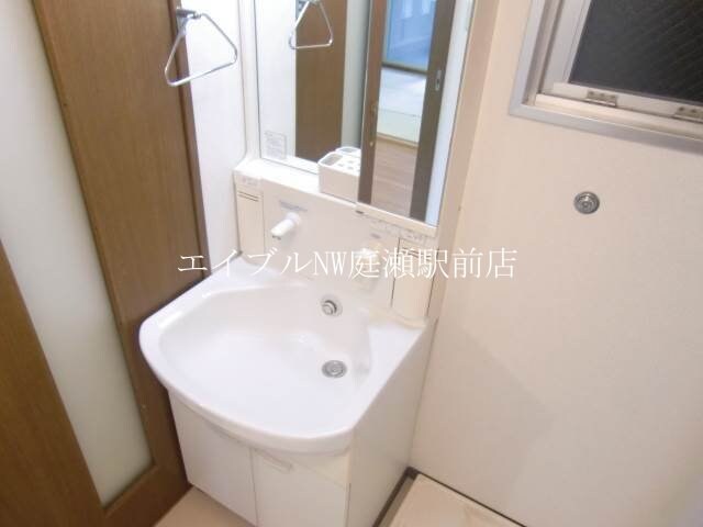 ラ・クール庭瀬の物件内観写真