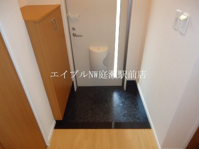 ウィスターリアの物件内観写真