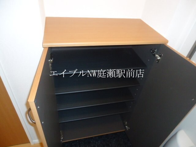 ウィスターリアの物件内観写真