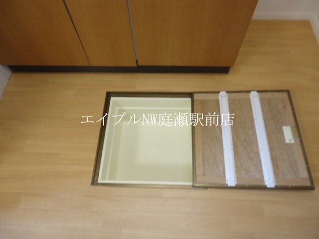 ウィスターリアの物件内観写真