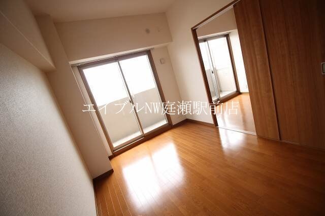 ホワイトストーン白石の物件内観写真