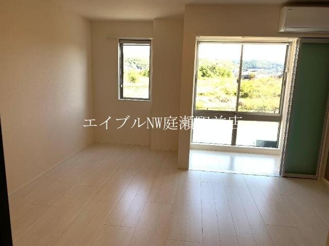 プラッツ・ユーたかまつの物件内観写真