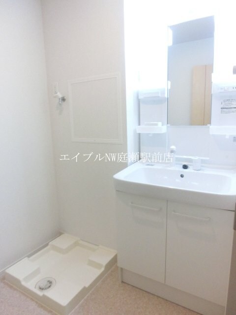 ネオ　グランジェの物件内観写真