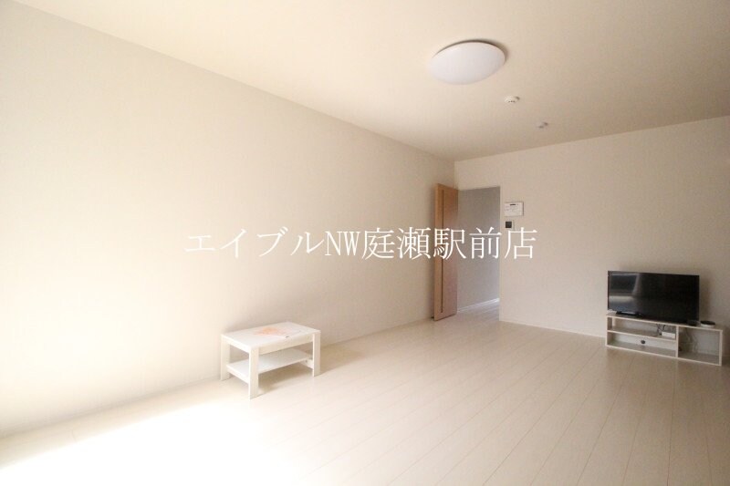 クレイノステラ　庭瀬の物件内観写真