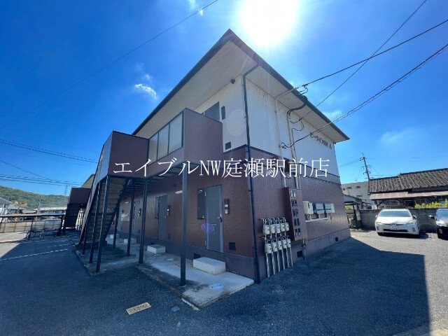 ビーライン川入　A棟の物件外観写真