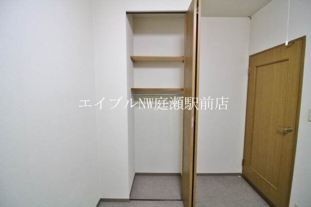 ファミールタワープラザ岡山の物件内観写真