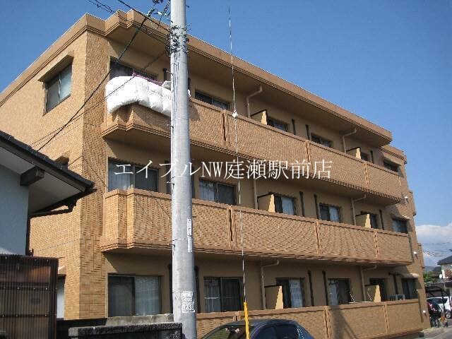 グランティーアの物件外観写真