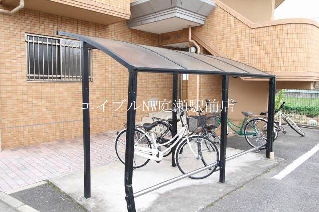 グランティーアの物件外観写真