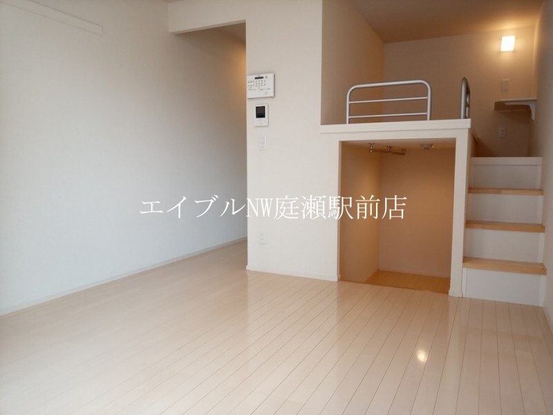 ミランダサニーコート総社の物件内観写真