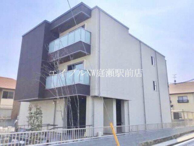 ビラ・メゾンの物件外観写真