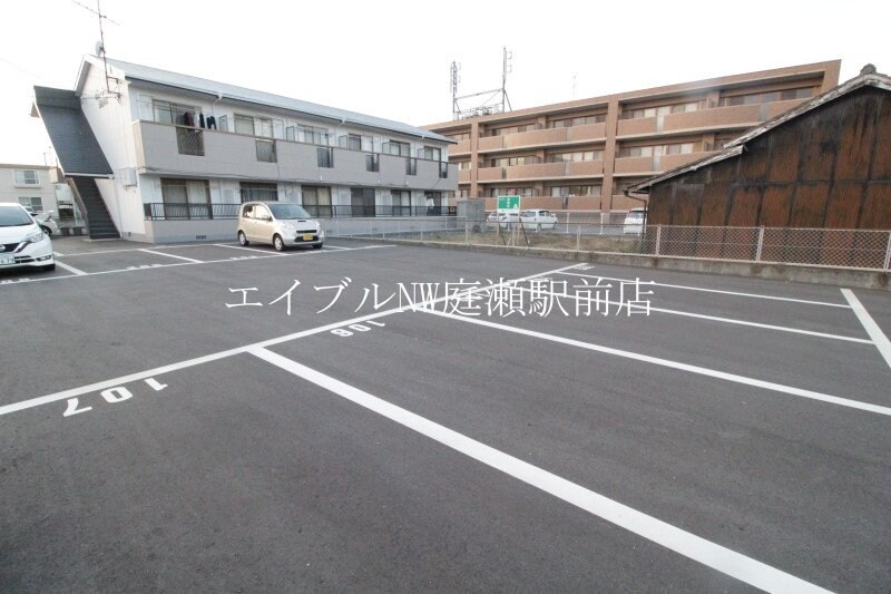 ビューラージュネスの物件外観写真