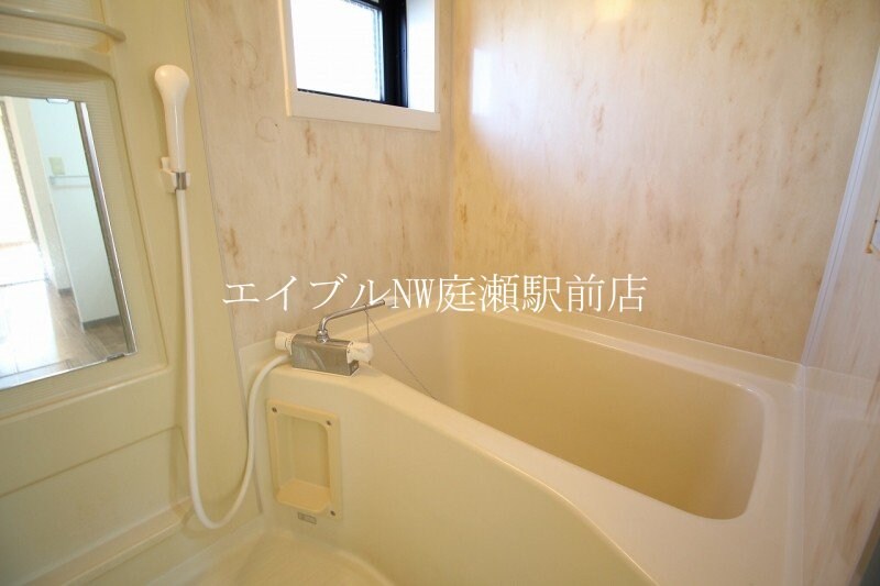 カトルセゾンの物件内観写真